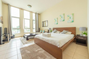Luxury Escapes - Budget Studio Apt near Metro Stn - MOG184 DG